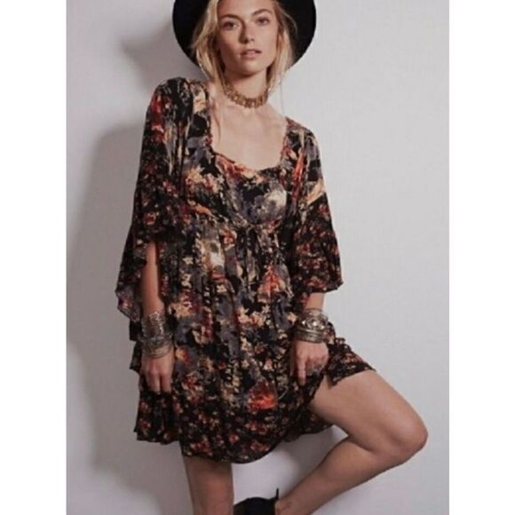 Free People Heart Ot Gold Floral
Mini Dress size S - Picture 1 of 11